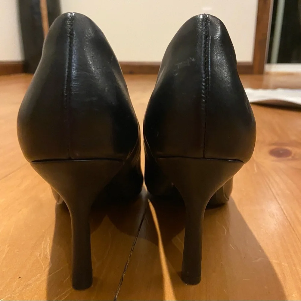 Nordstrom Rack Women's Faux Leather Pointed-Toe Heels.